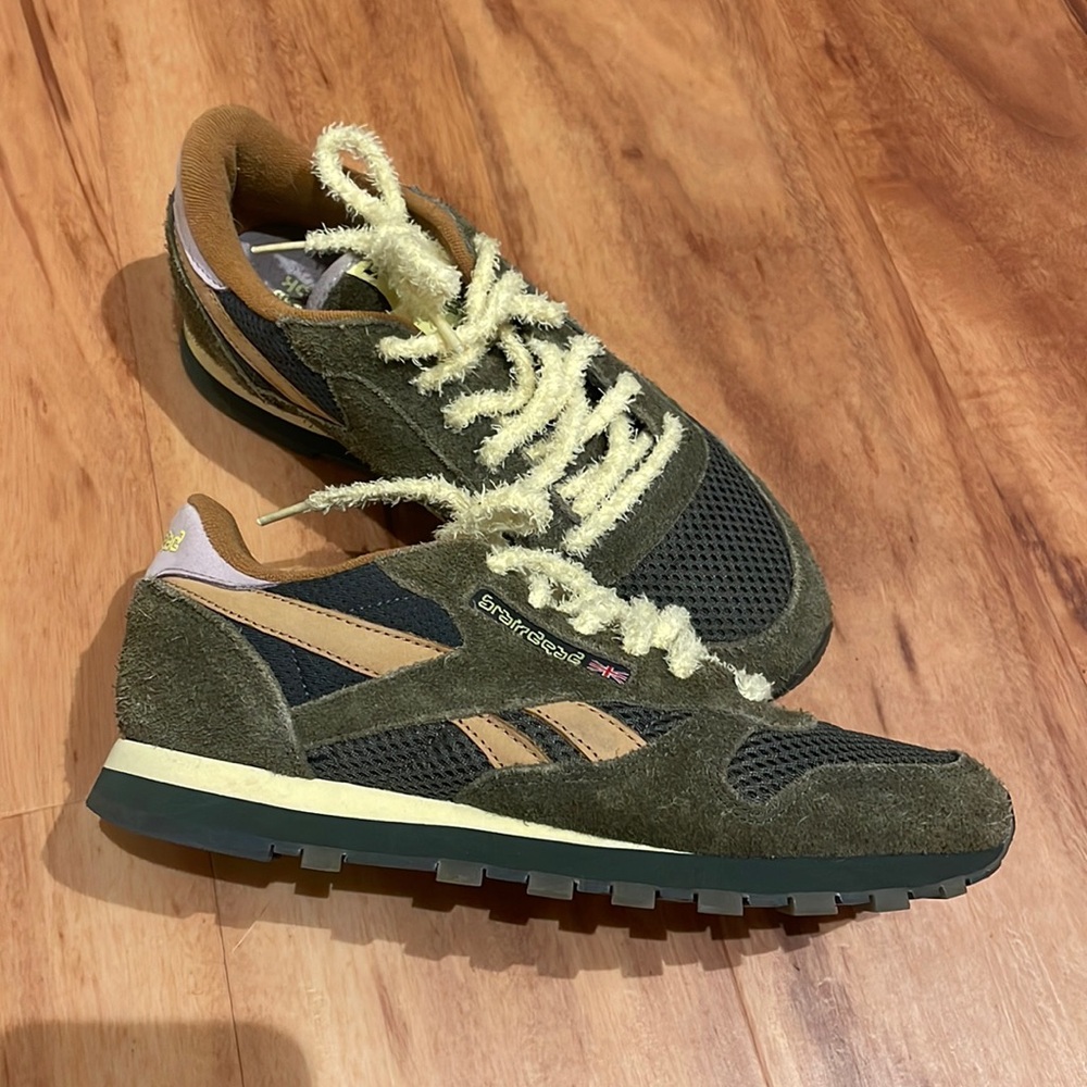 like new brain dead x reebok sneakers, great condition, too small for me:(